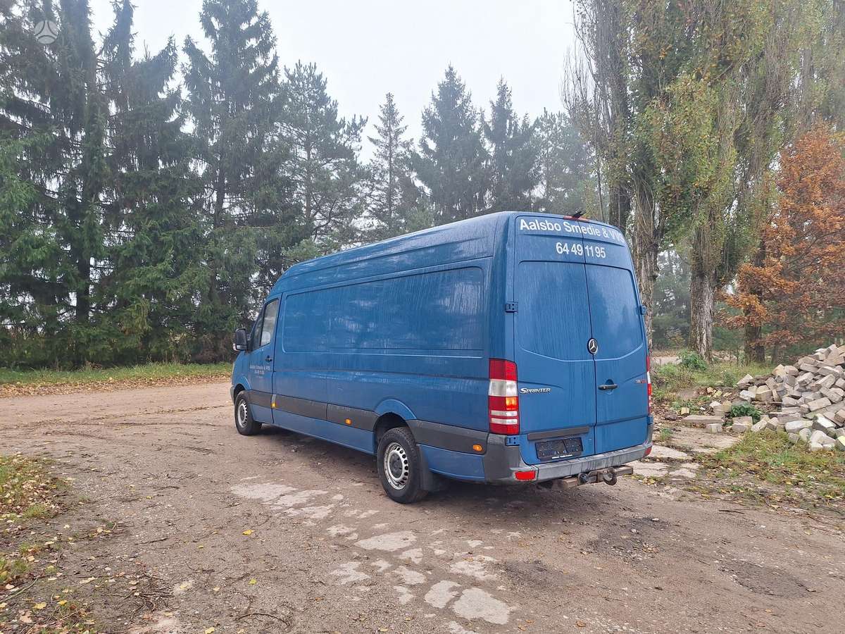 Mercedes-Benz Sprinter 2010 — engine 2200 cm³, 163 HP (120kW)