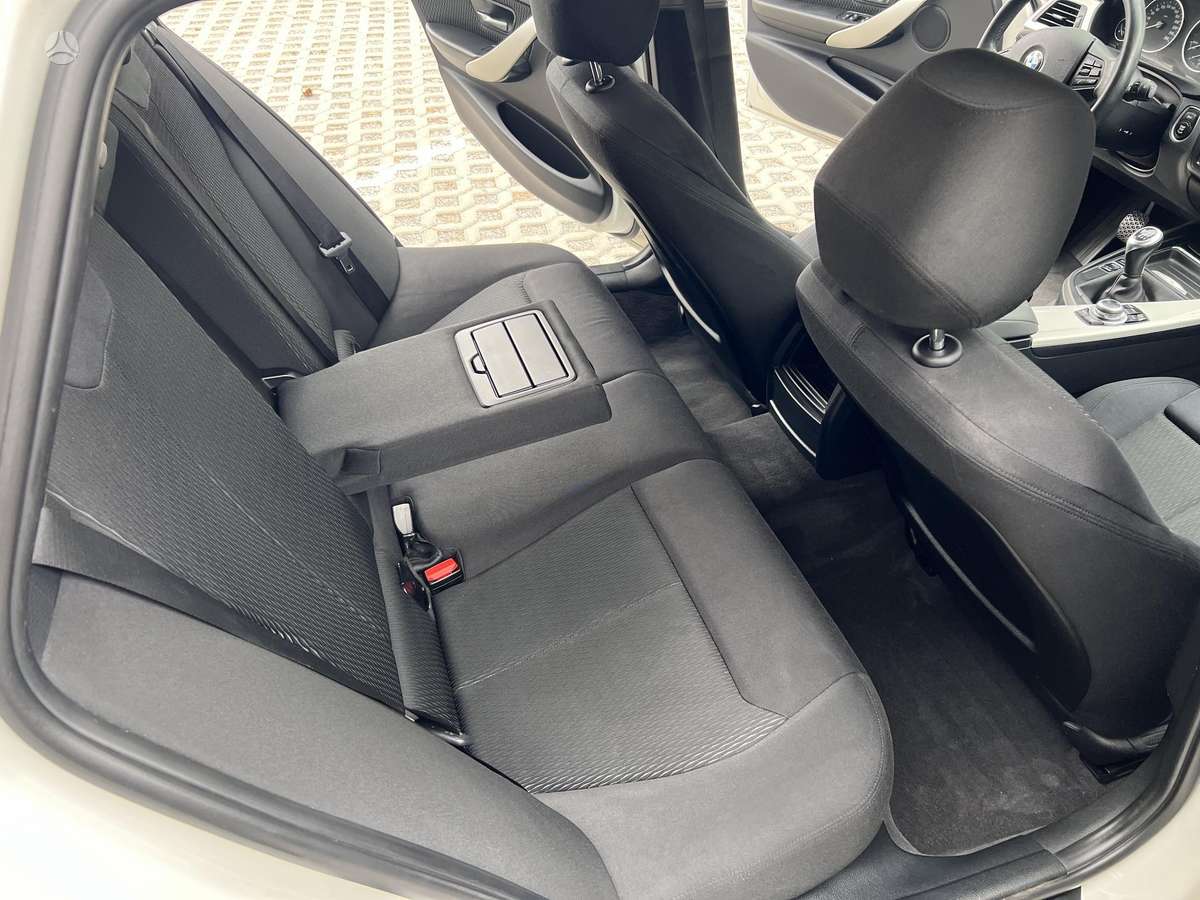 BMW 316 2013 — photo 12