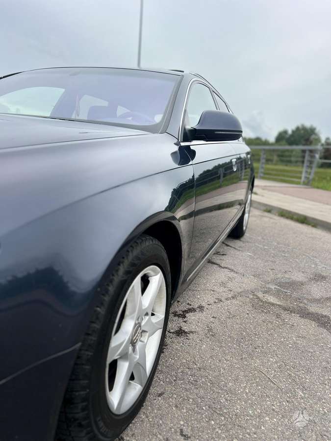 Audi A6 2010 — photo 10