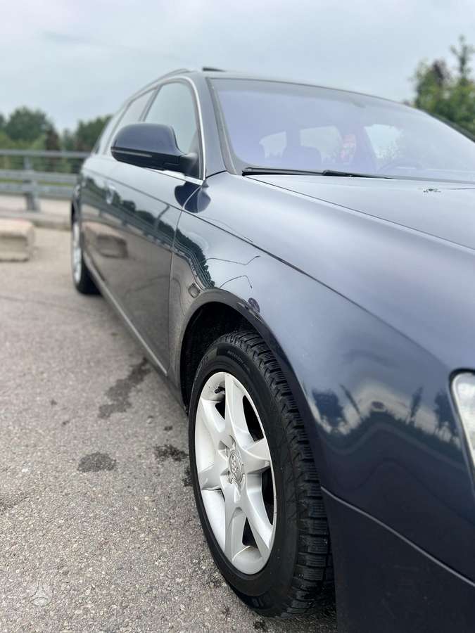 Audi A6 2010 — photo 11