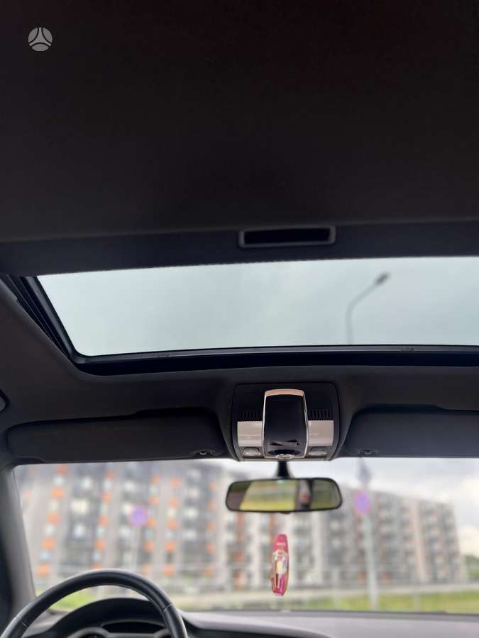 Audi A6 2010 — photo 15
