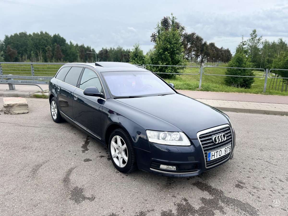 Audi A6 2010 — rear view