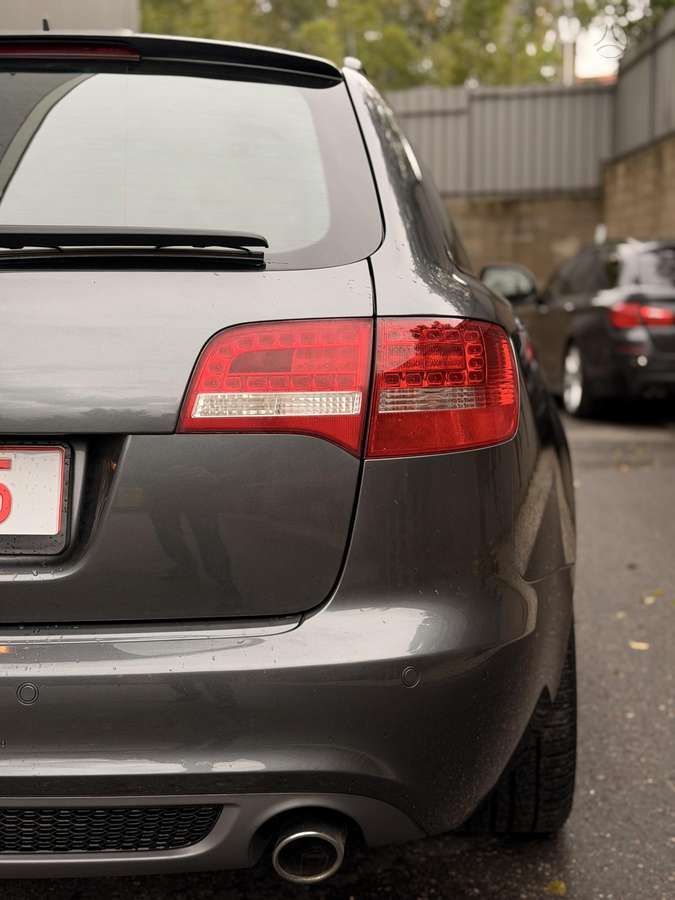 Audi A6 2011 — photo 8