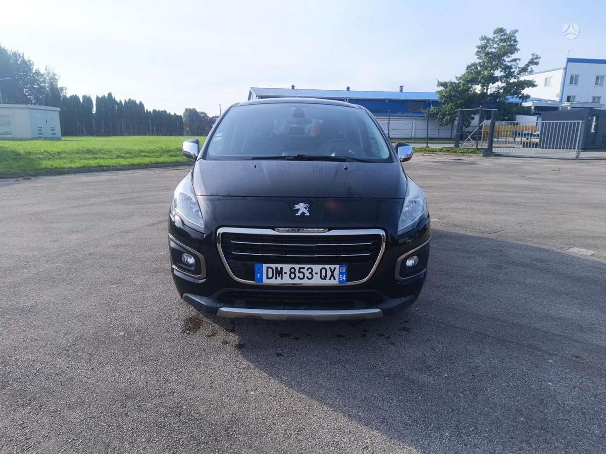 Peugeot 3008 2014 — салон