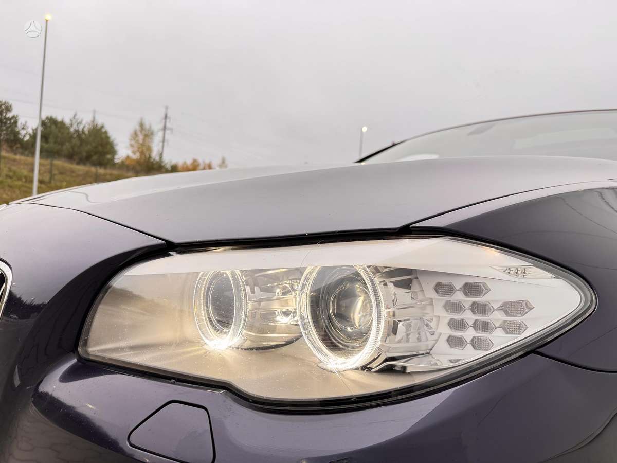 BMW 525 2010 — photo 20