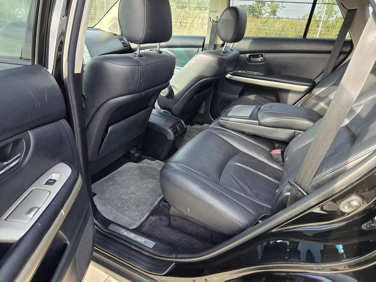 Lexus RX 2009 — photo 17