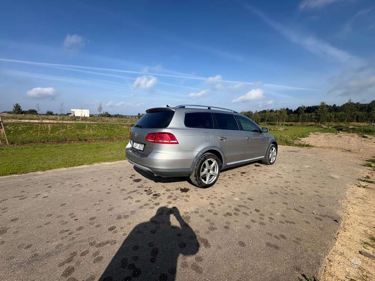 Volkswagen Passat 2012 — photo 5