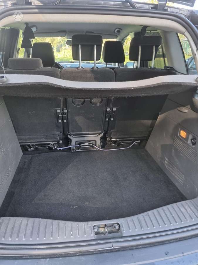 Ford C-MAX 2006 — photo 14
