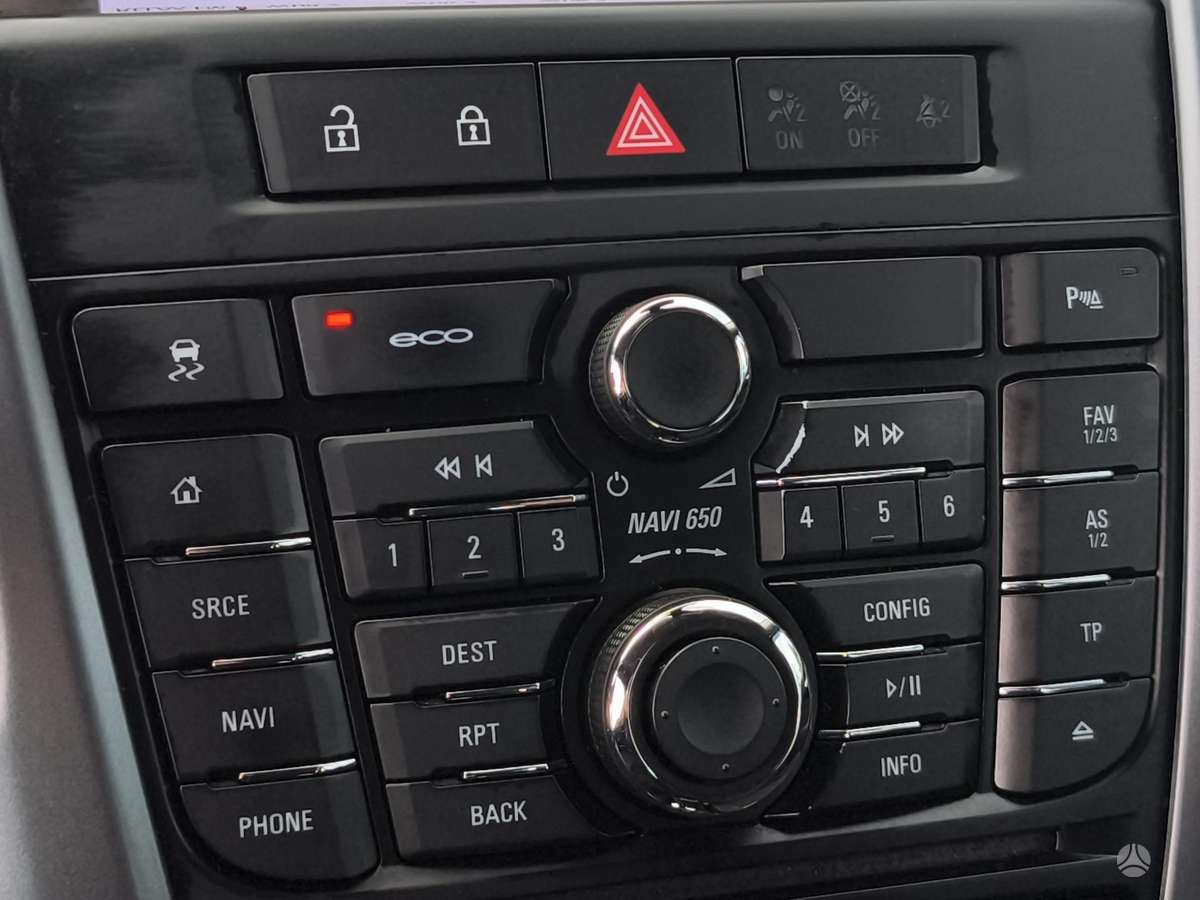 Opel Astra 2015 — photo 18
