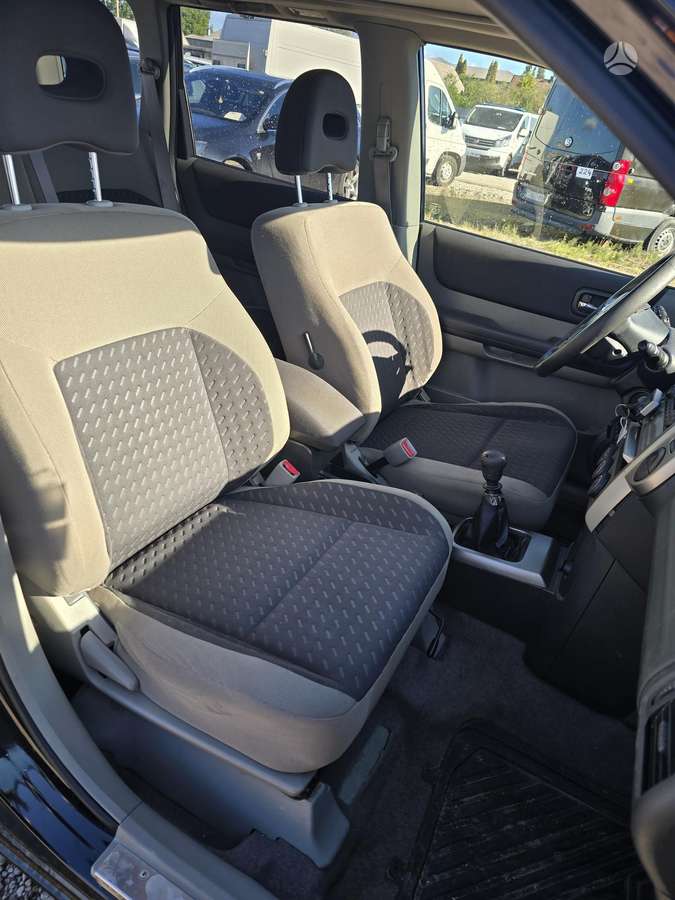 Nissan X-Trail 2006 — photo 10