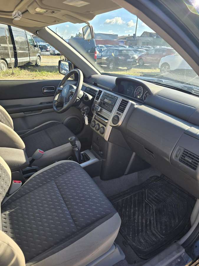 Nissan X-Trail 2006 — photo 11