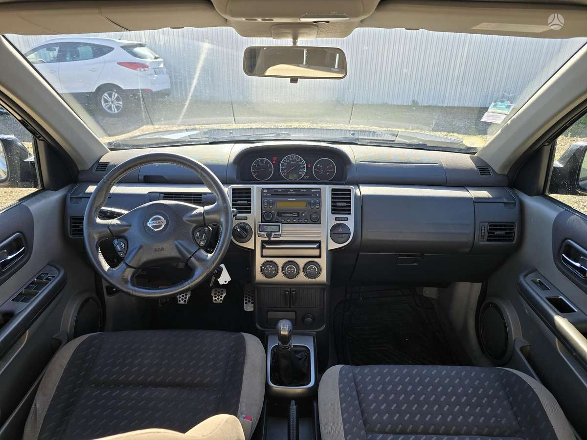Nissan X-Trail 2006 — photo 12
