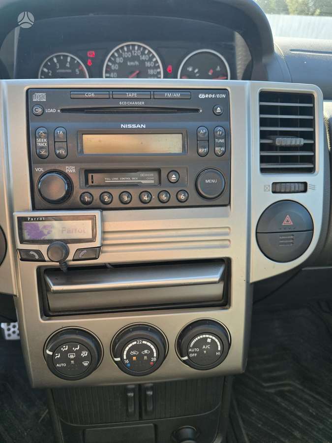 Nissan X-Trail 2006 — photo 26