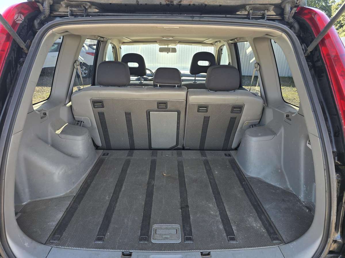 Nissan X-Trail 2006 — photo 29