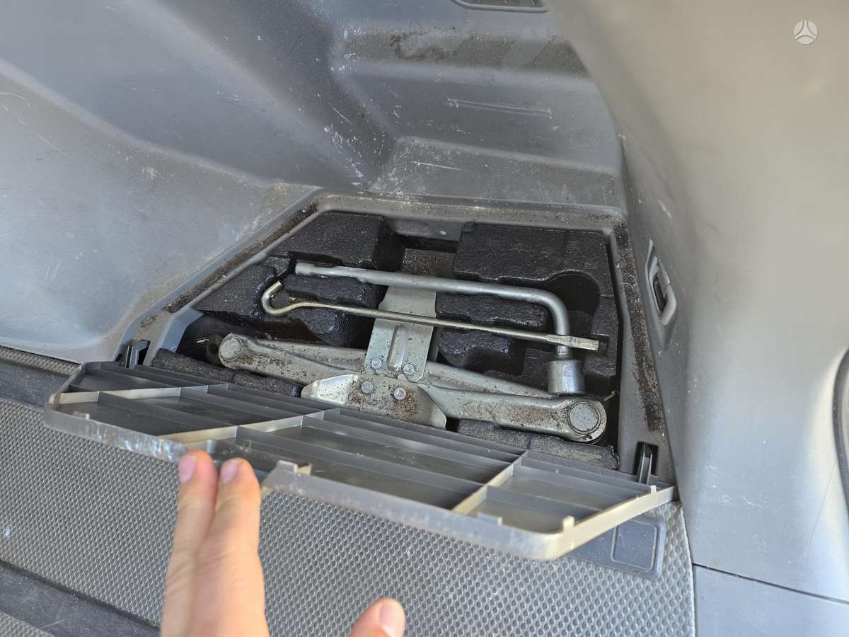 Nissan X-Trail 2006 — photo 30
