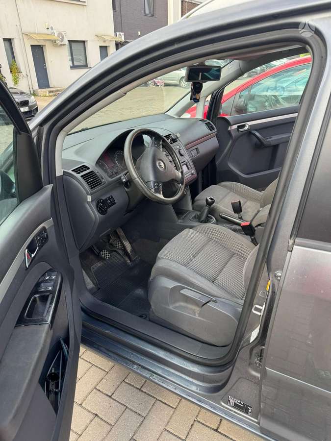 Volkswagen Touran 2006 — photo 6