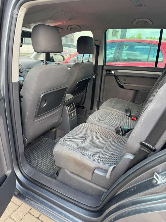 Volkswagen Touran 2006 — photo 7
