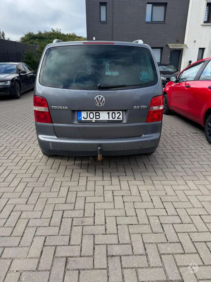 Volkswagen Touran 2006 — photo 8