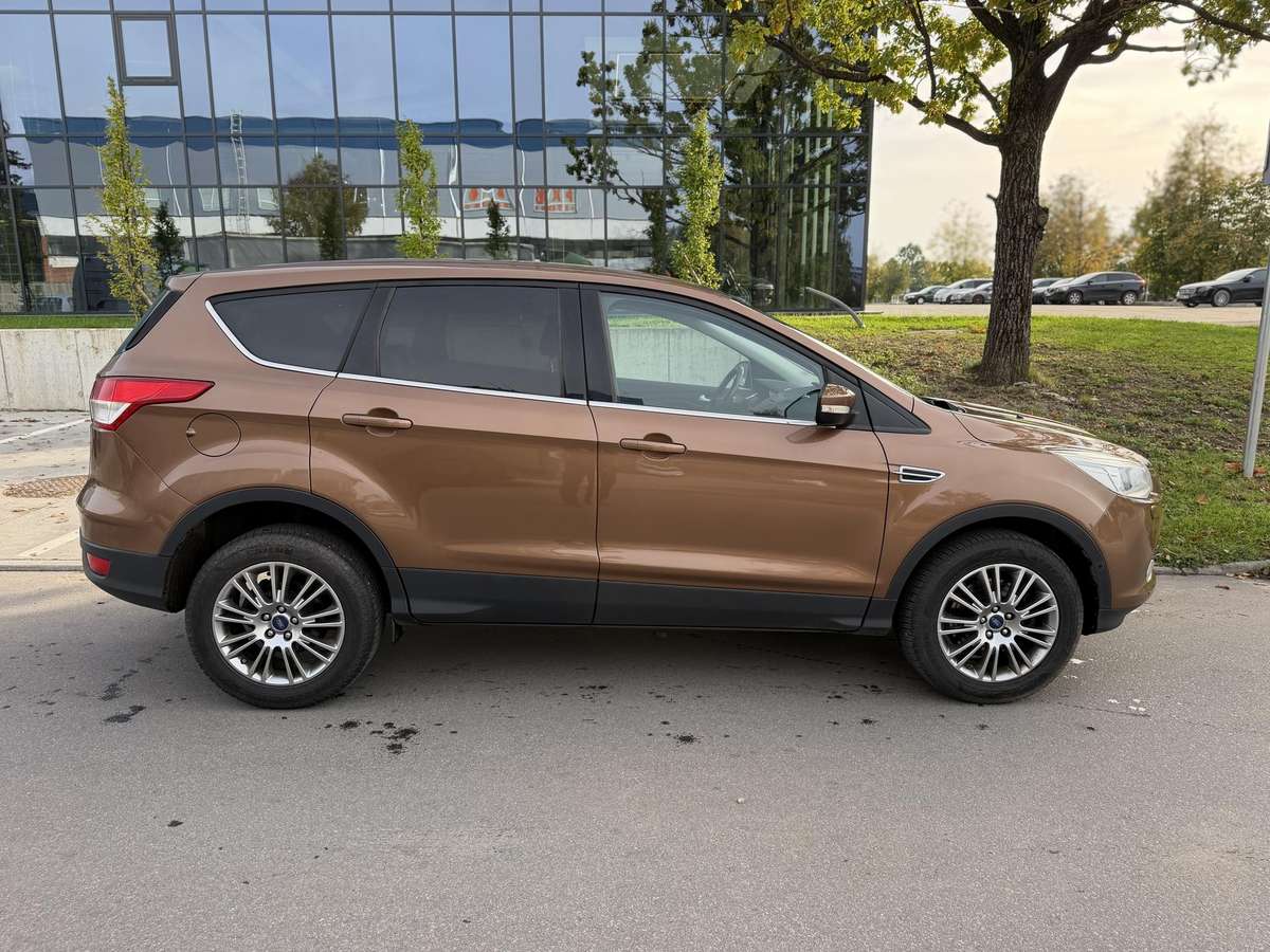 Ford Kuga 2015 — фото 10