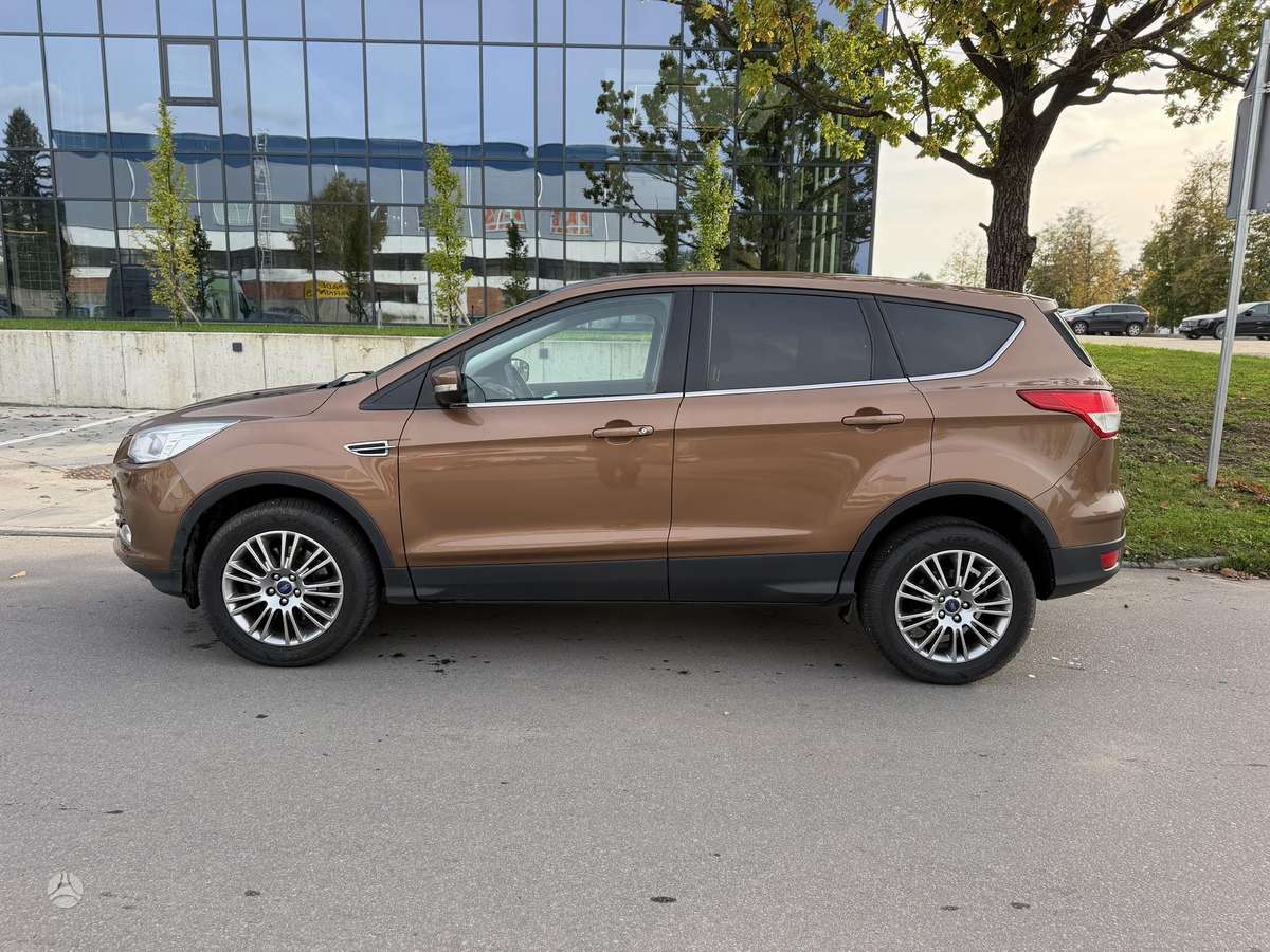 Ford Kuga 2015 — фото 11