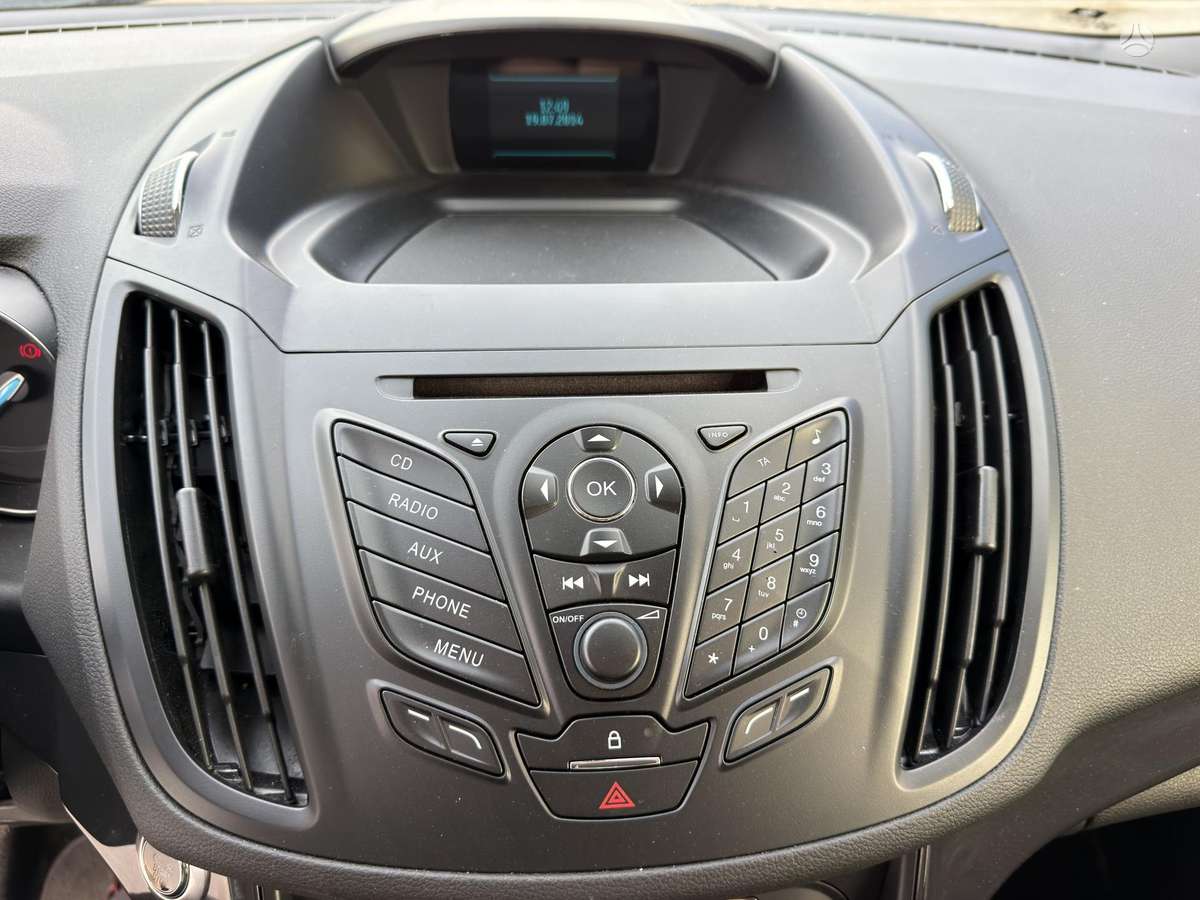 Ford Kuga 2015 — фото 19