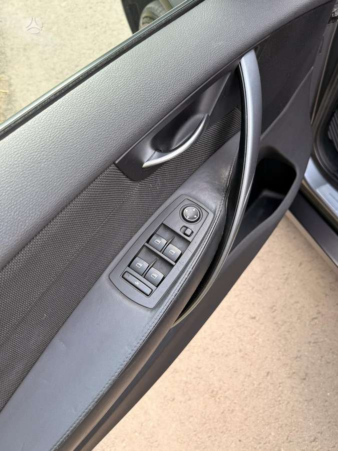 BMW X3 2009 — photo 12