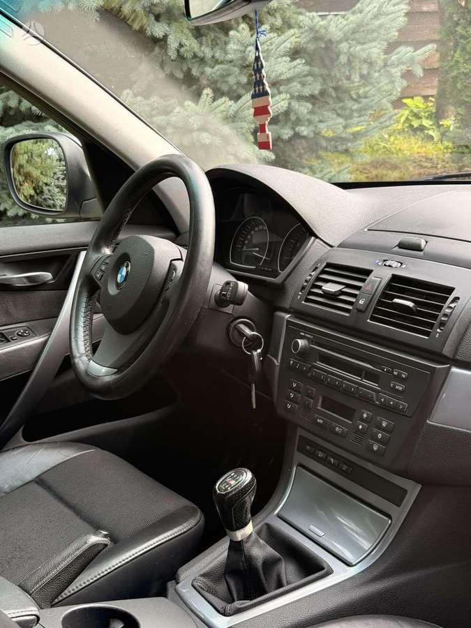 BMW X3 2009 — engine 1995 cm³, 143 HP (105kW)