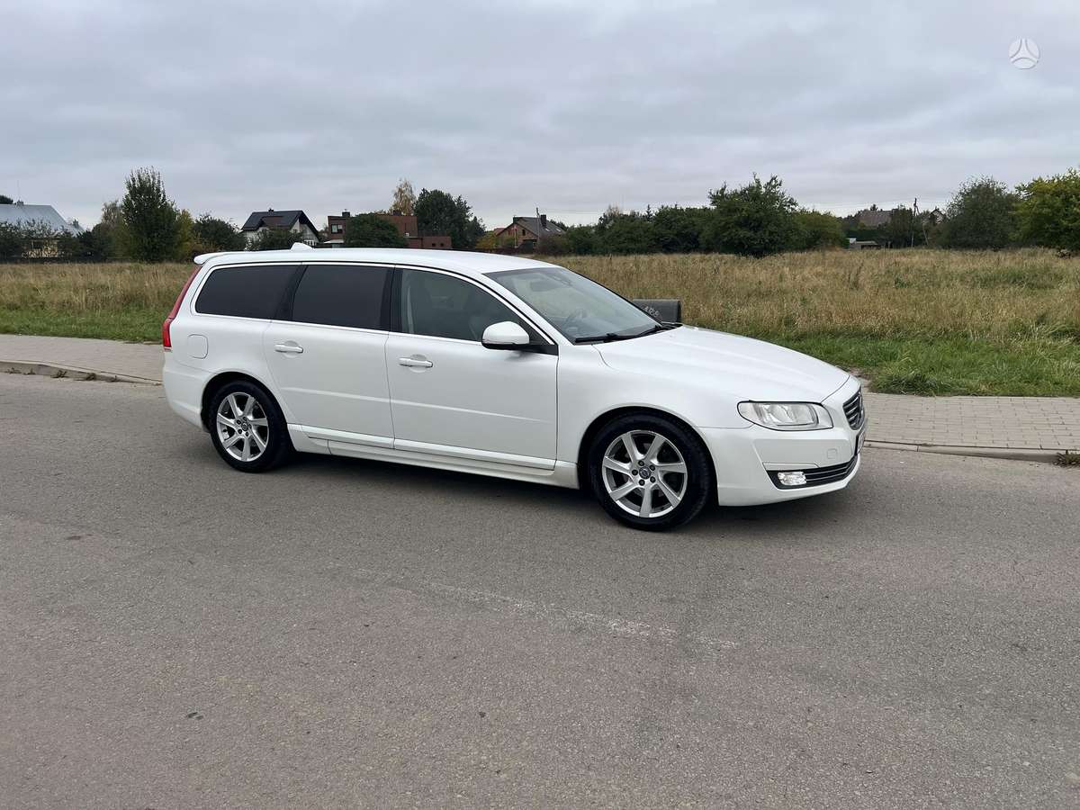 Volvo V70 2014 — photo 11