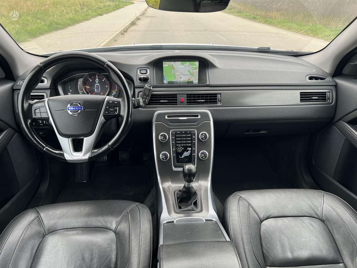 Volvo V70 2014 — photo 15