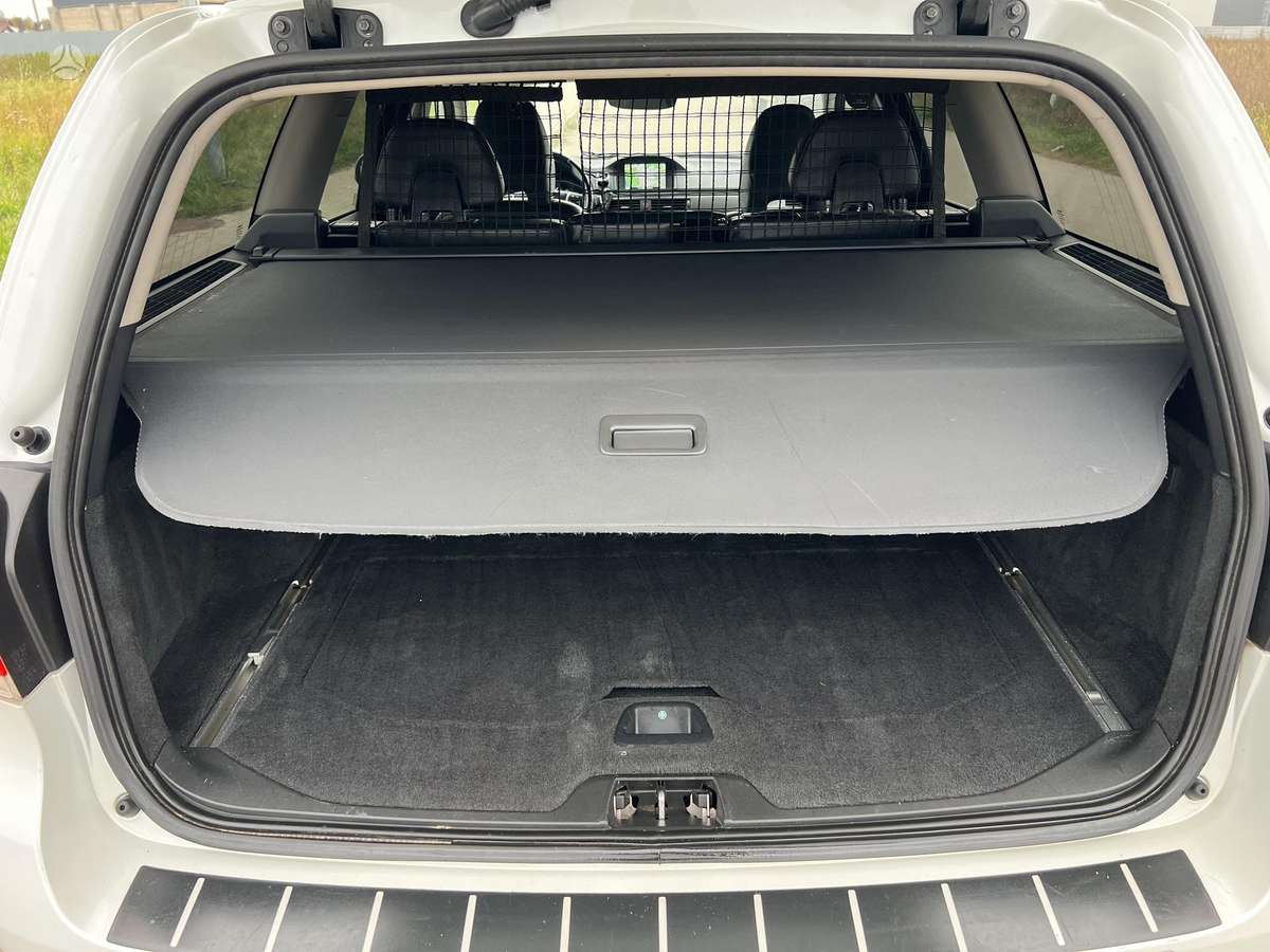Volvo V70 2014 — photo 24