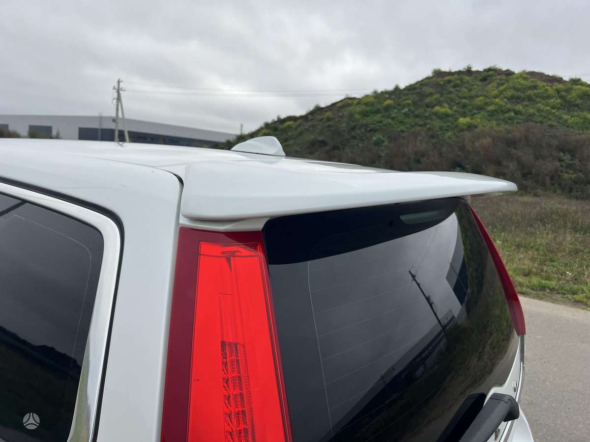 Volvo V70 2014 — photo 26