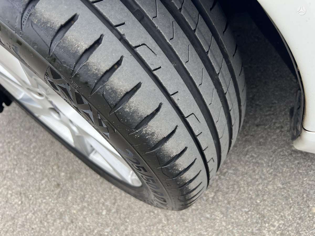 Volvo V70 2014 — photo 28