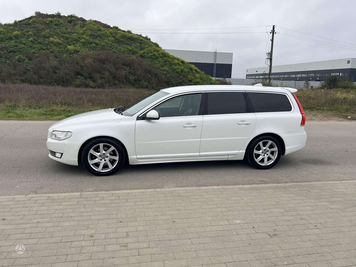Volvo V70 2014 — photo 7