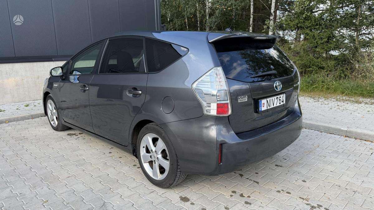 Toyota Prius+ 2014 — photo 6