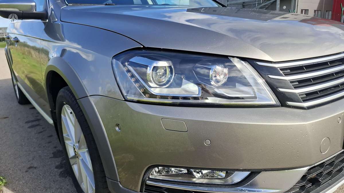 Volkswagen Passat 2014 — photo 10