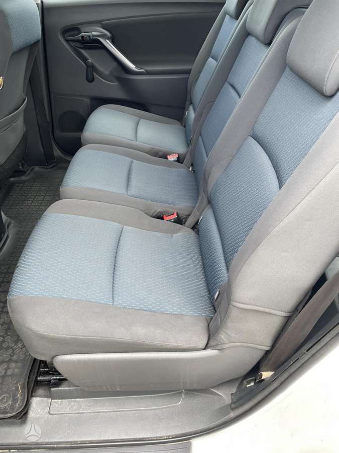 Toyota Verso 2013 — photo 13