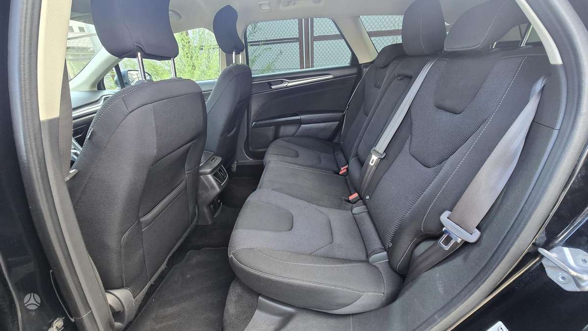 Ford Mondeo 2015 — photo 13