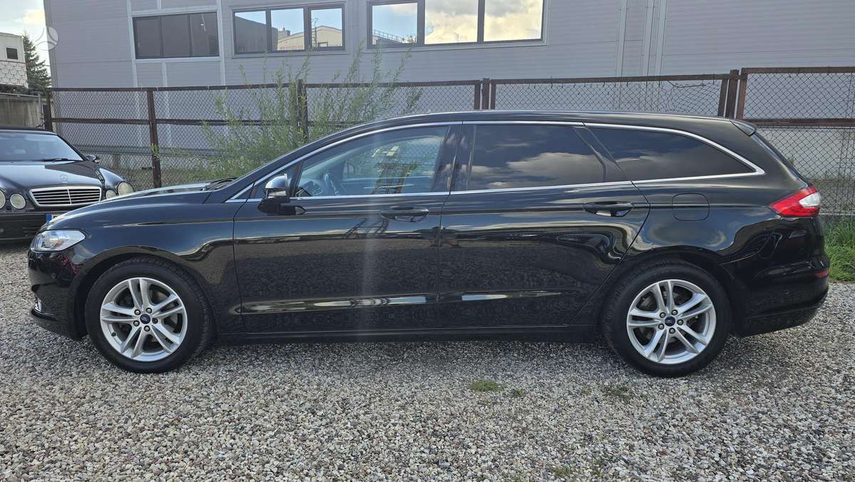 Ford Mondeo 2015 — engine 1997 cm³, 179 HP (132kW)