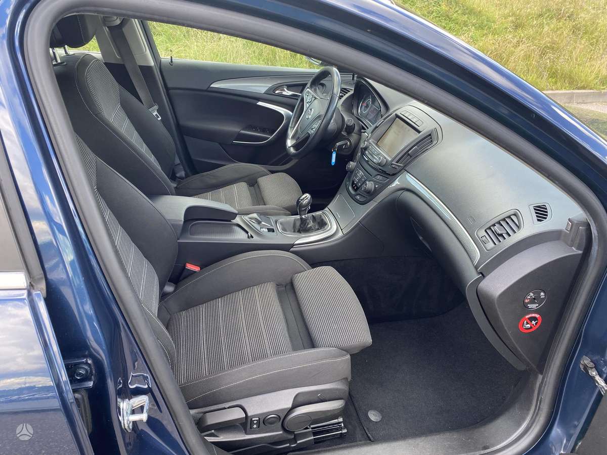 Opel Insignia 2015 — photo 24