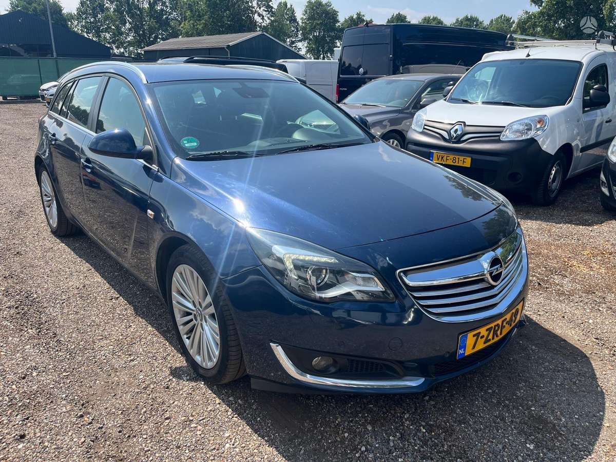 Opel Insignia 2015 — photo 31