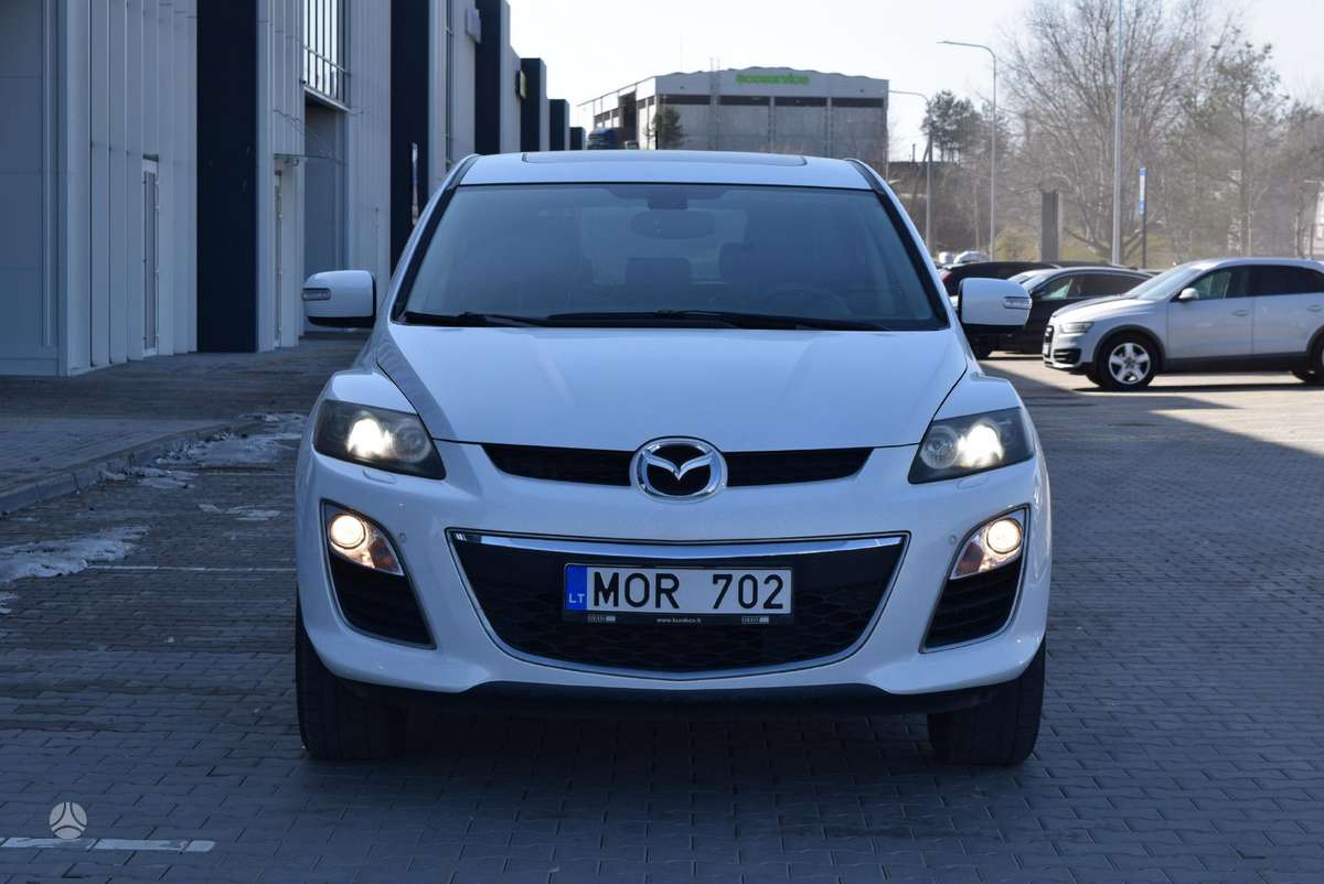 Mazda CX-7 2010 — rear view