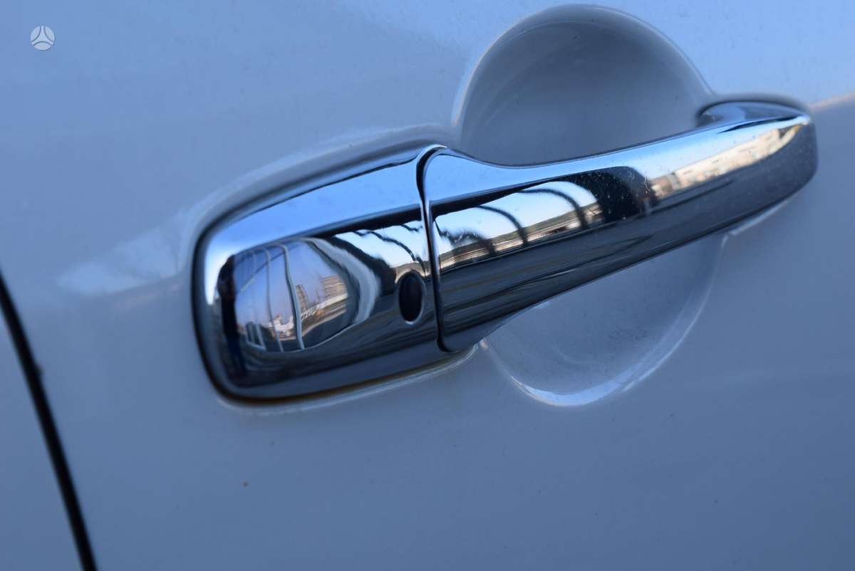 Mazda CX-7 2010 — photo 8