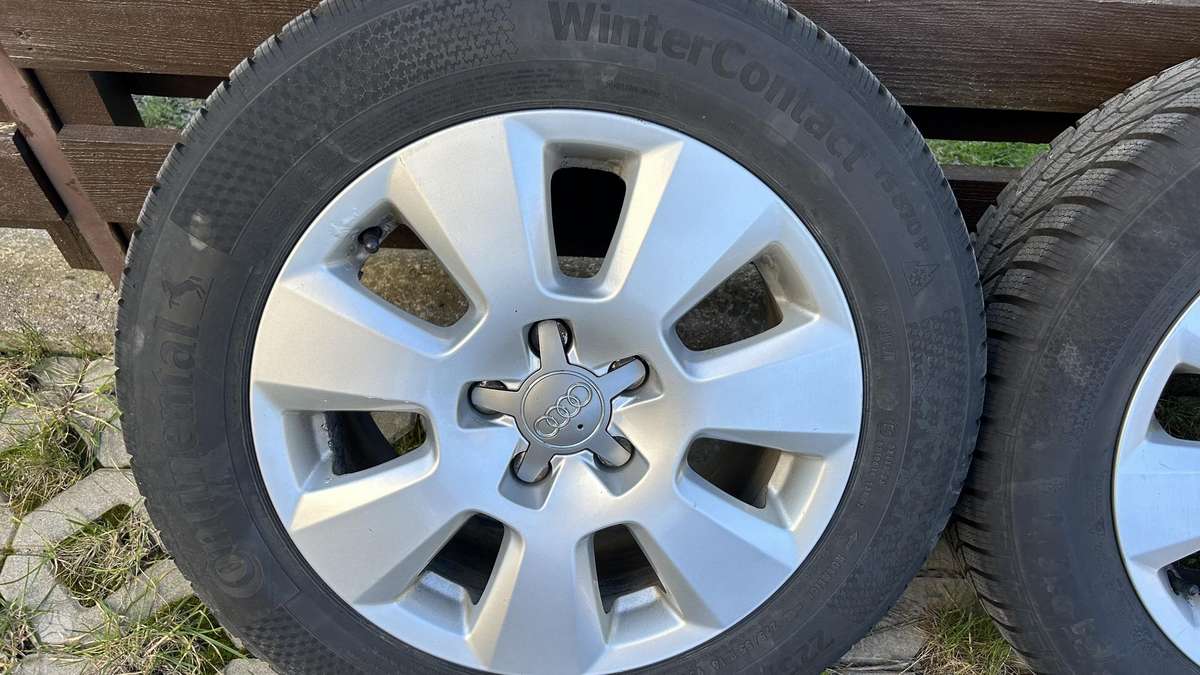 Audi A4 2013 — photo 17