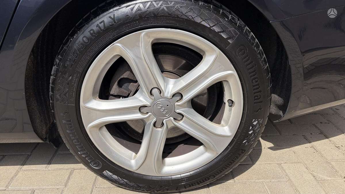 Audi A4 2013 — photo 18