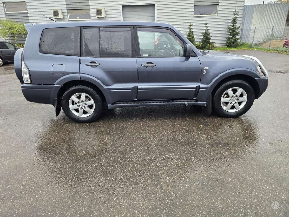 Mitsubishi Pajero 2006 — vehicle for AFU Ukraine