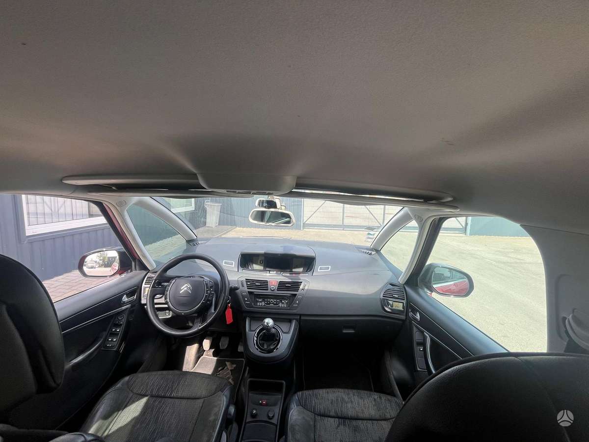 Citroen Grand 2012 — photo 10