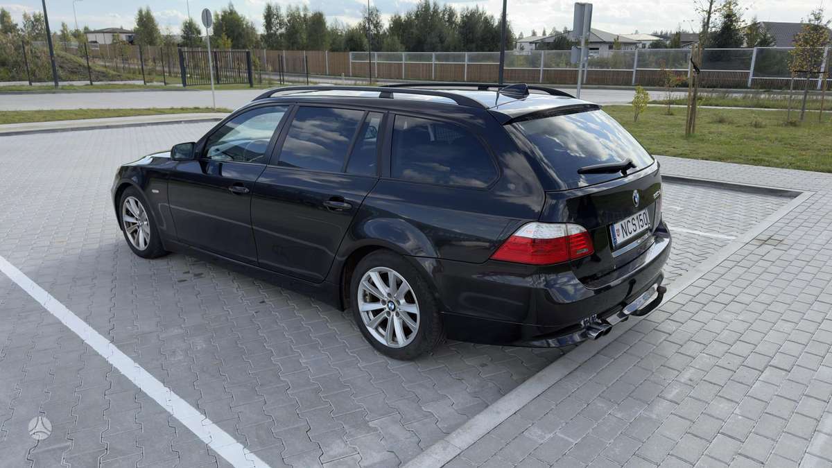 BMW 530 2008 — engine 3000 cm³, 235 HP (173kW)
