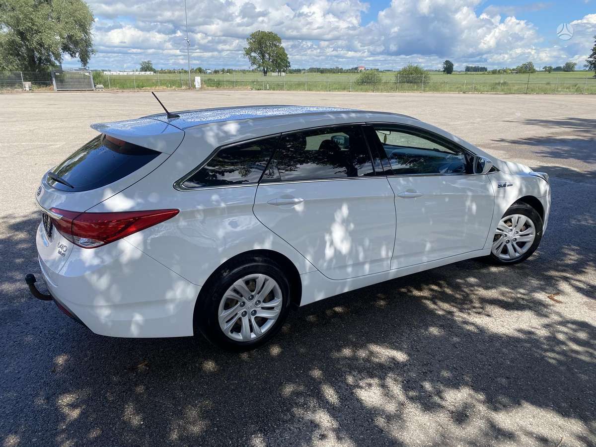 Hyundai i40 2014 — photo 8