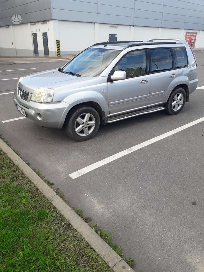 Nissan X-Trail 2006 — interior