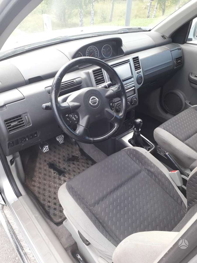 Nissan X-Trail 2006 — engine 2184 cm³, 136 HP (100kW)